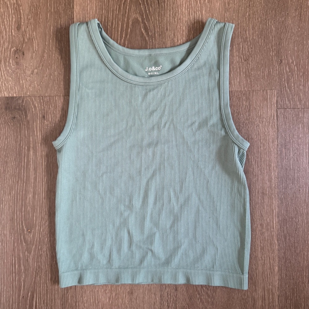 J.o&co Tank Top Womens Size M/L Sage Green Ribbed Seamless Scoop Neck Stretch